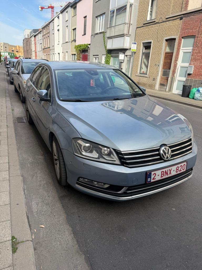 Passat, Cuir, Euro 5, Carnet d'entretien, 5 portes