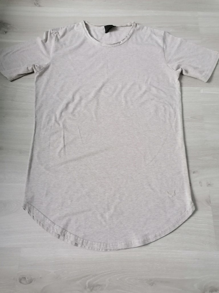 T-shirt Zumo,maat L, Vêtements | Hommes, T-shirts, Zumo, Enlèvement ou Envoi, Beige, Taille 52/54 (L)