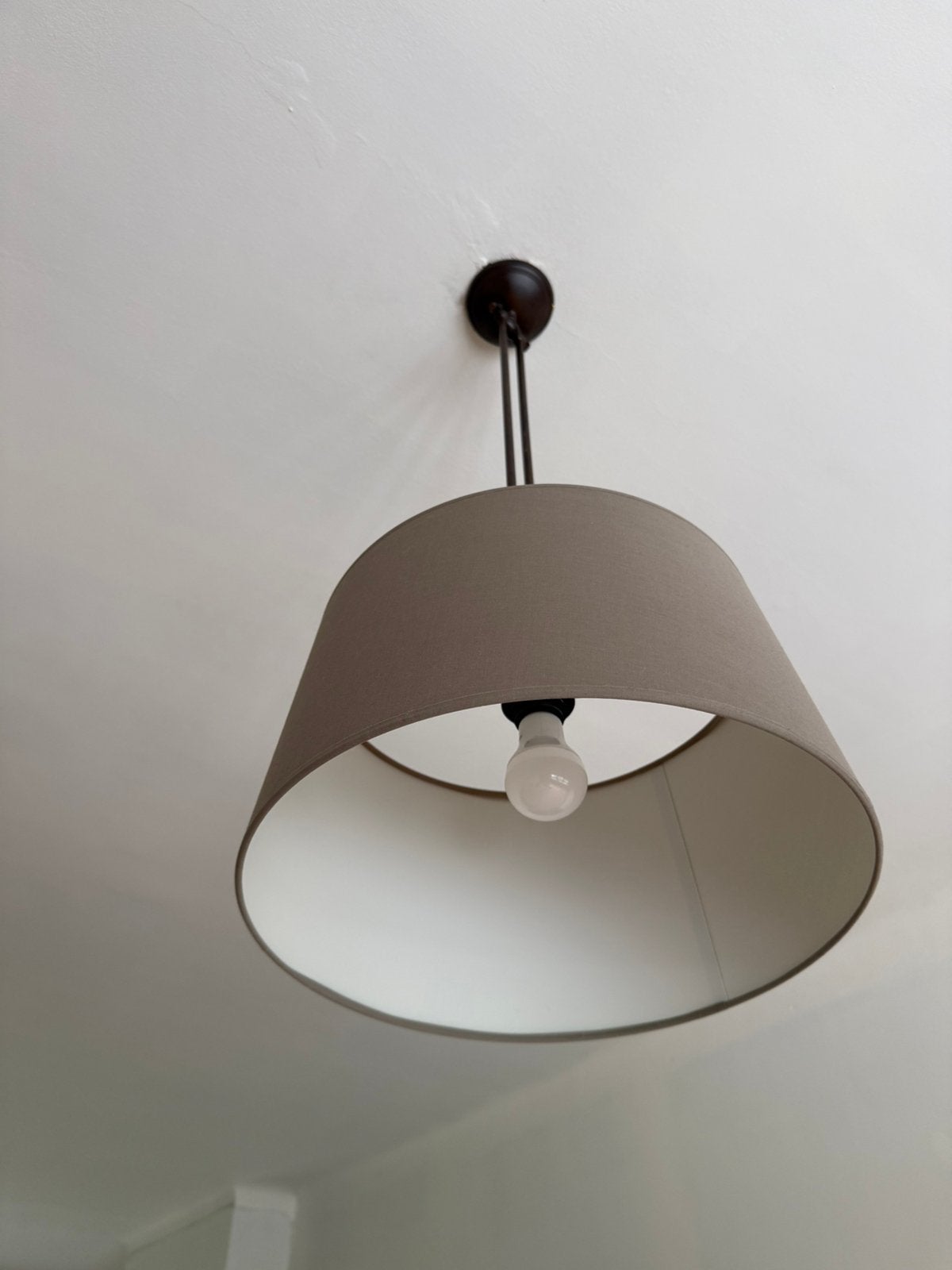 2 hanglampen met kap landelijke stijl, Ophalen, Zo goed als nieuw