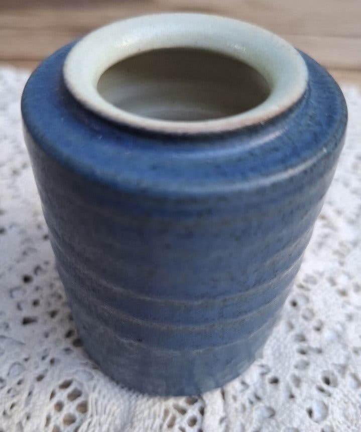 Klein blauw keramiek vaasje MOBACH, Gebruikt, -, -, Ophalen of Verzenden