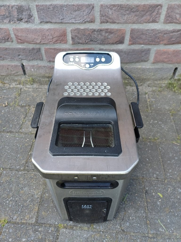 Frietketel DeLonghi, Elektronische apparatuur, Frituurpannen, 2 tot 3 liter, Ophalen, Gebruikt, Uitneembare binnenpan