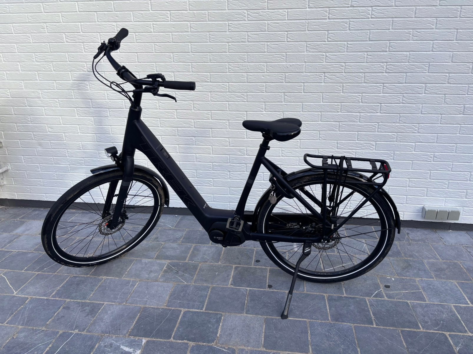 Trek District+ 1 Lowstep – maat L – slechts 300 km, Enlèvement, Comme neuf