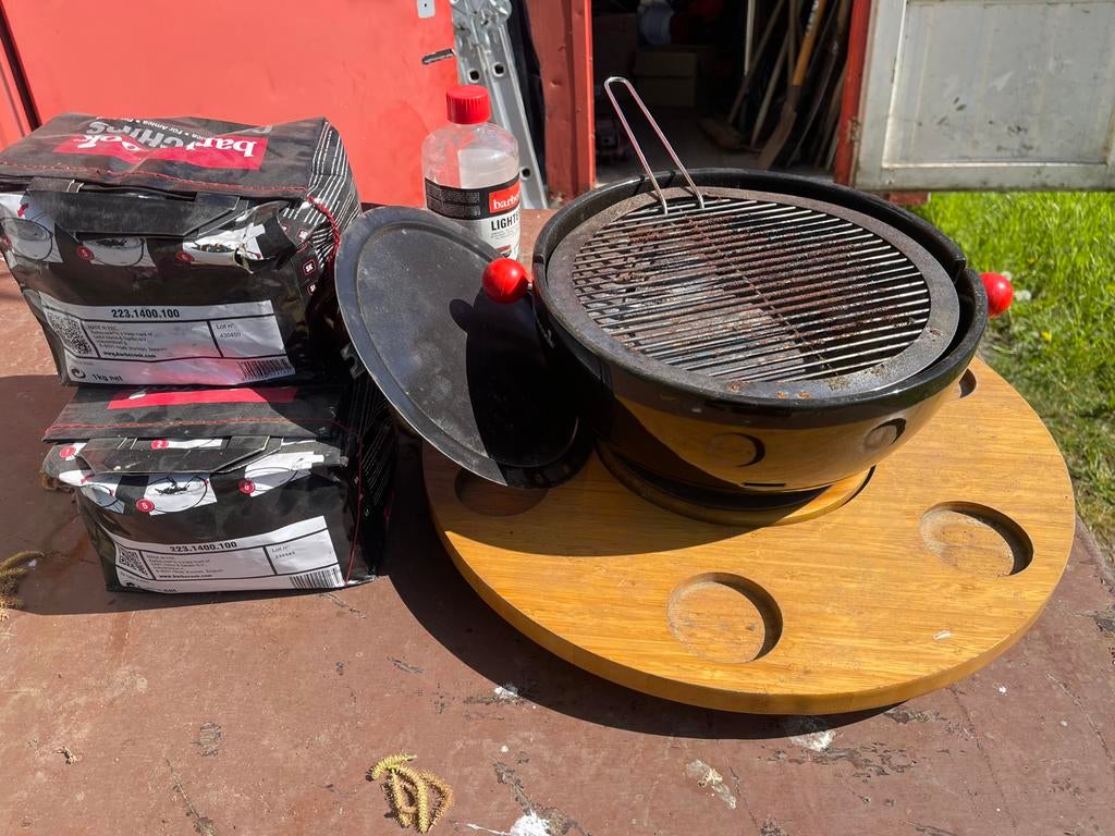 Barbecook tafel BBQ, Tuin en Terras, Ophalen, Gebruikt, Met accessoires