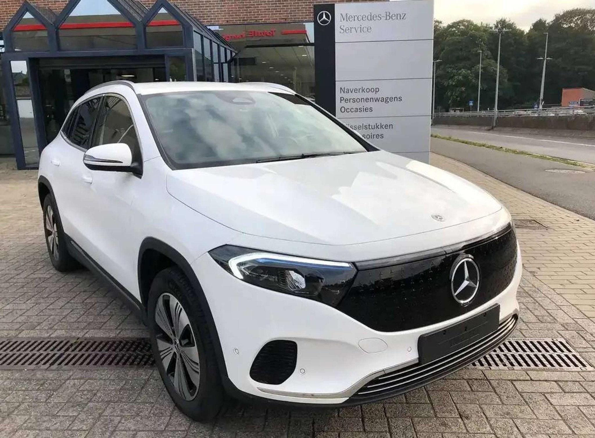 Mercedes-Benz EQA 250 66,5 kW Business Line, Achteruitrijcam, Auto's, Gebruikt, Zwart, 5 zetels, 5 deurs