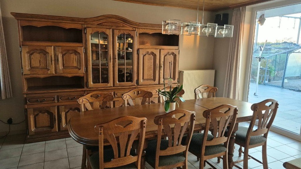 Te koop, een traditionele massief eiken landelijke eetplaats, Huis en Inrichting, Ophalen, Zo goed als nieuw, Massief eiken landelijk