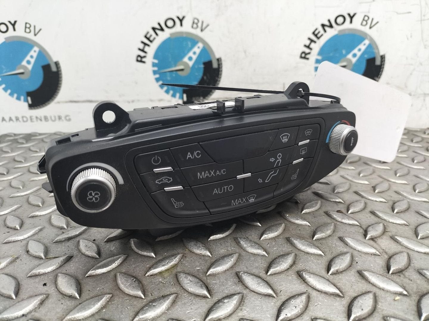 FORD TRANSIT COURIER 1.5 TDCI Limited Dur KACHEL BEDIENINGSP, Auto-onderdelen, Ophalen of Verzenden, Gebruikt, ARN erkend