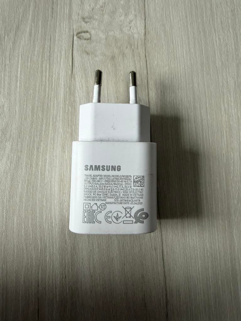 Chargeur samsung original super fast, Telecommunicatie, Mobiele telefoons | Telefoon-opladers, Ophalen, Zo goed als nieuw, Samsung