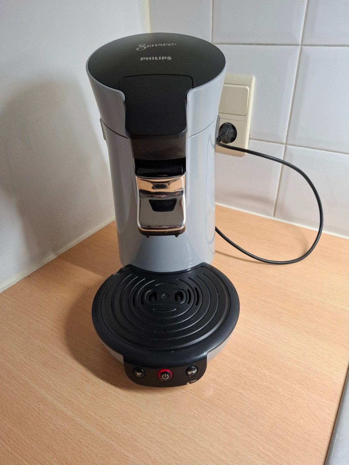 Senseo gris, Réservoir d'eau amovible, Dosettes et capsules de café, Utilisé, Enlèvement