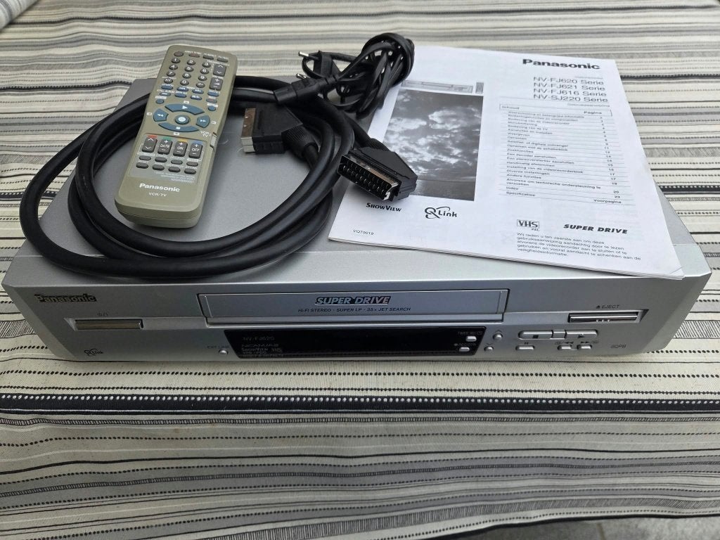 Videorecorder Panasonic NV-F-J620, TV, Hi-fi & Vidéo, Lecteurs vidéo, Enlèvement, Utilisé, Lecteur ou enregistreur VHS