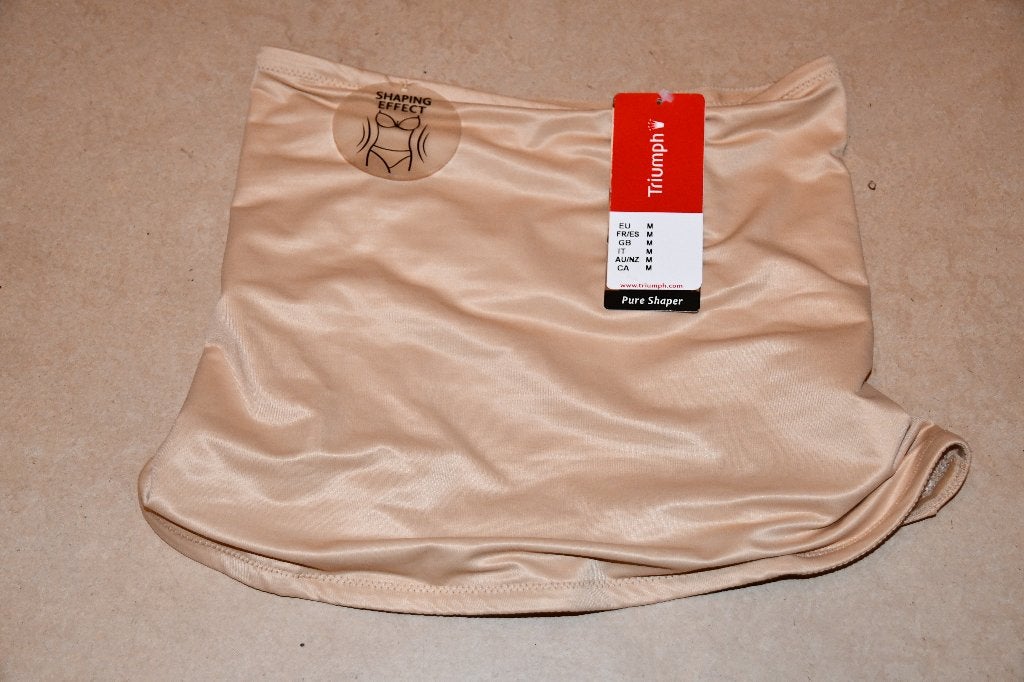 Vleeskleurige gaine van Triumph - maat Medium, Kleding | Dames, Ondergoed en Lingerie, Triumph, Ophalen of Verzenden, Beige, Body of Korset
