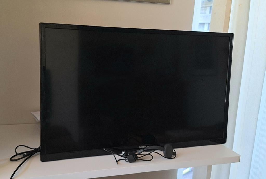 Medion 32 inch TV met Google chrome cast, Ophalen
