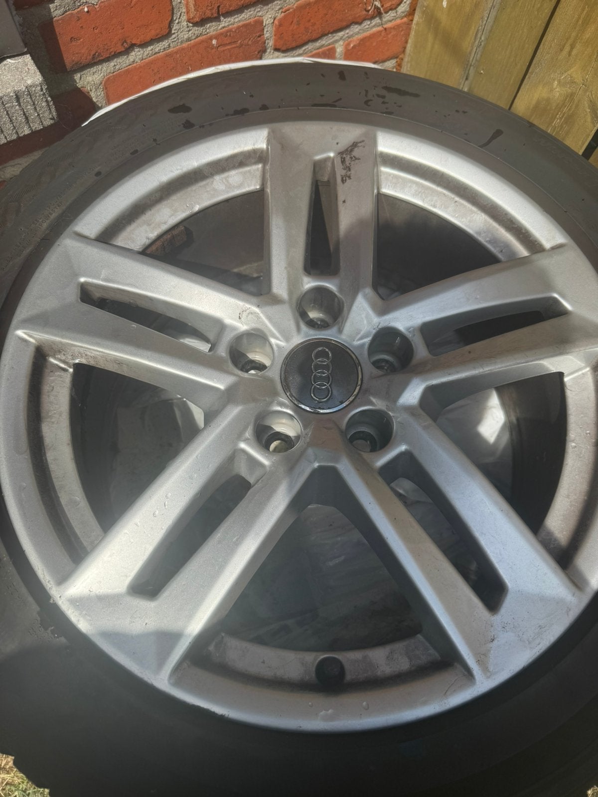 4 audi velgen met banden zeer goede staat, Auto-onderdelen, Banden en Velgen, Ophalen