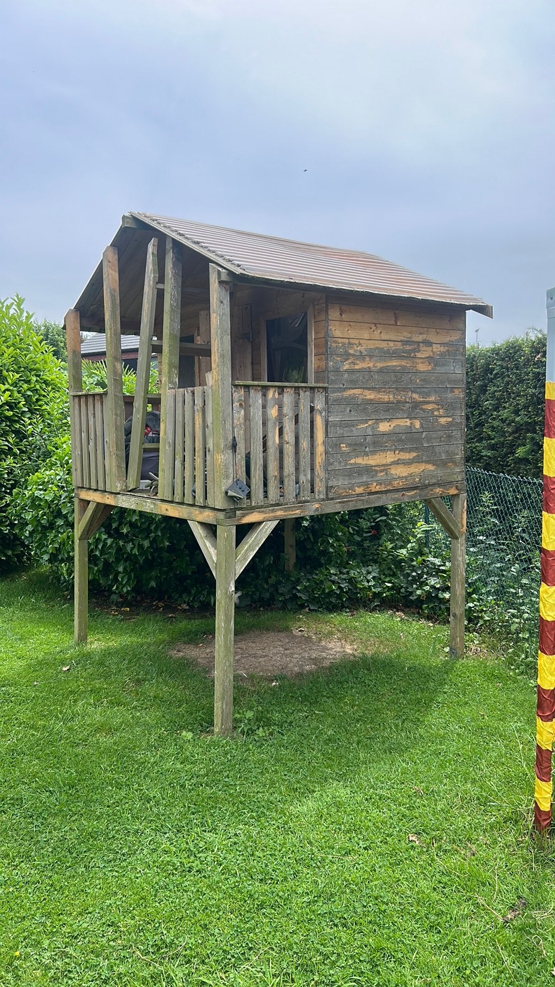 Cabane en bois, Enlèvement, Comme neuf, Bois