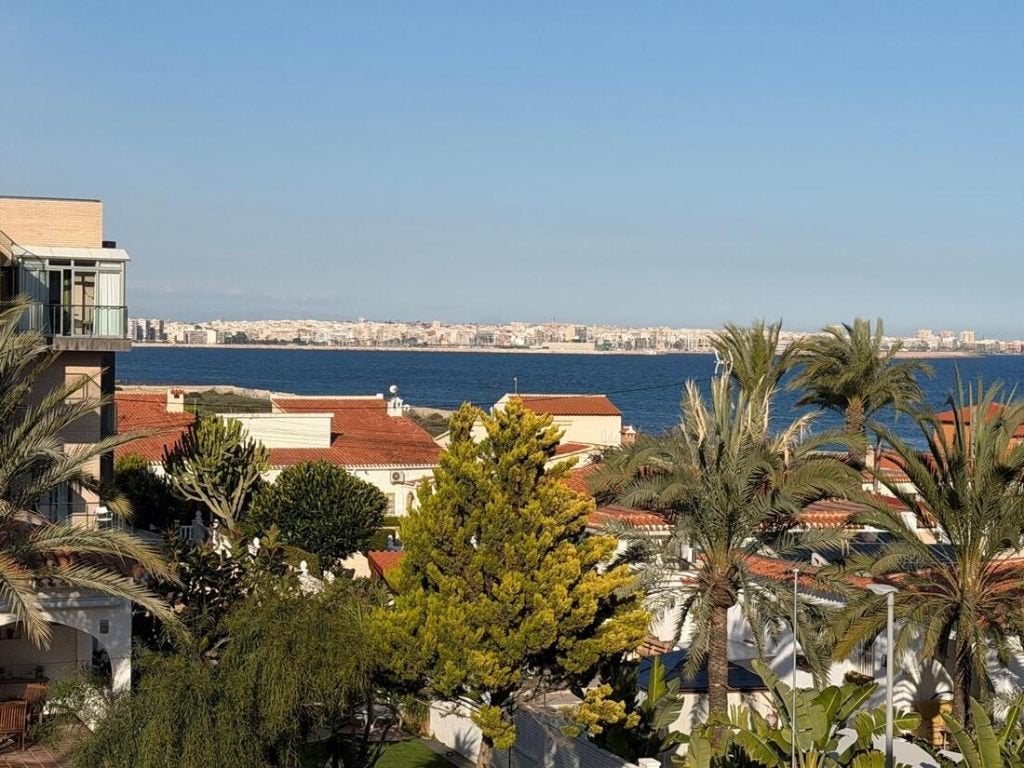 Gerenoveerd appartement met zeezicht in Punta Prima, Immo, Torrevieja, Spanje, 3 kamers, 92 m²