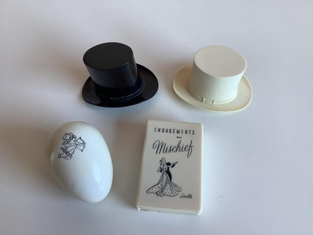 Collection Saville Mischief de mini de parfum art déco, Enlèvement ou Envoi, Comme neuf, Miniature, Plein
