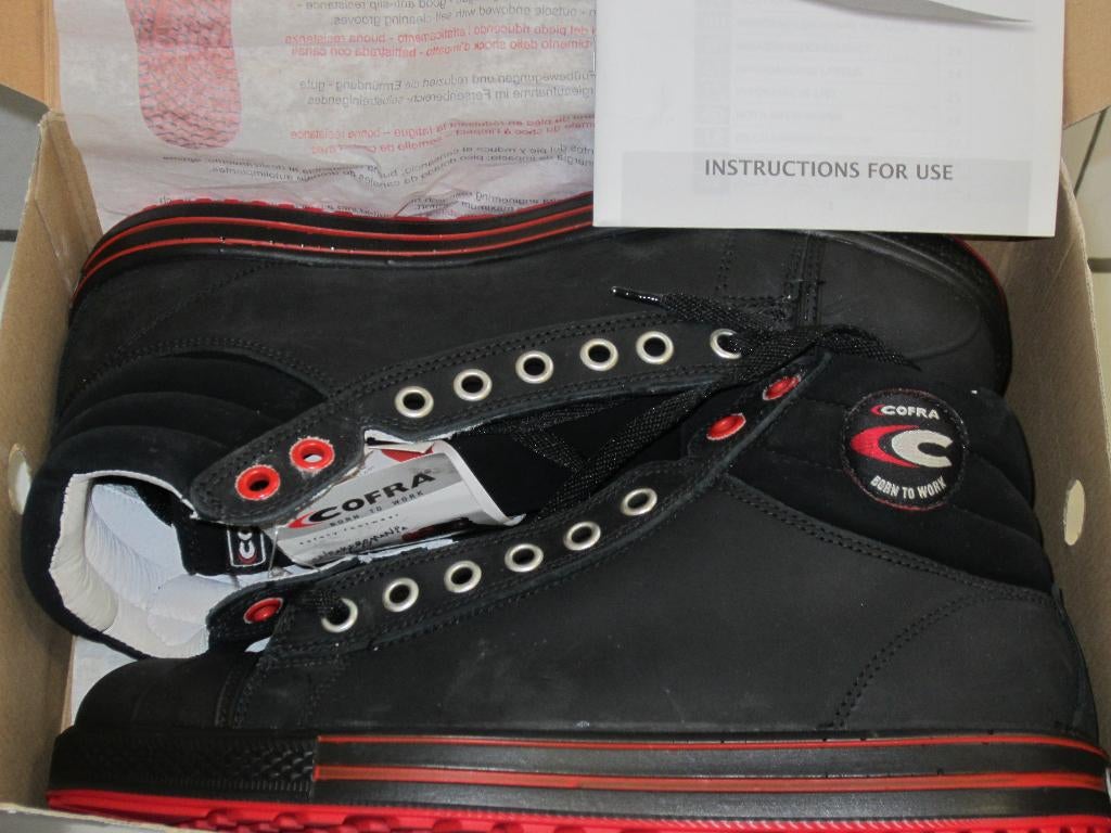 CHAUSSURE DE SECURITE COFRA 44, Neuf, COFRA, Chaussures de travail, Enlèvement