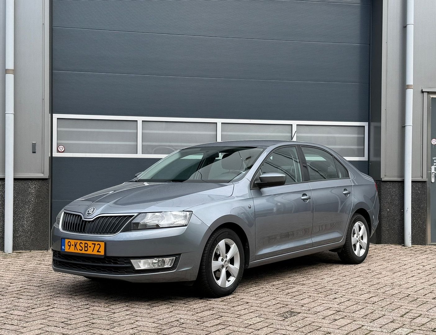 Skoda Rapid 1.2 TSI Greentech Ambition Businessline Plus bj., Auto's, Grijs, 114 g/km, Rapid, Handgeschakeld