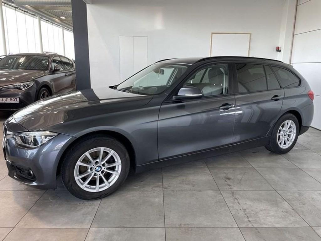 BMW Serie 3 Automaat / Leder / Navigatie / Camera /, Autos, BMW, 100 kW, Argent ou Gris, Achat, https://public.car-pass.be/vhr/6ff8393b-fd05-44d4-b8e2-a262fb6e9d31