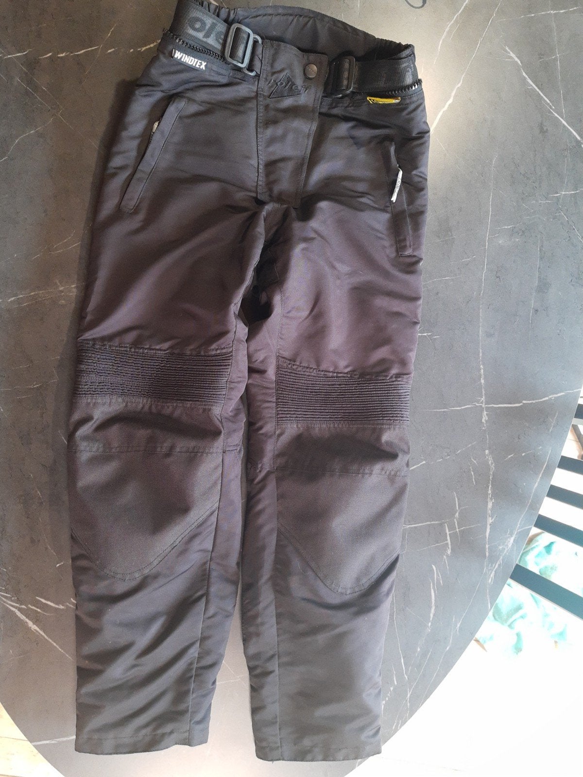 Pantalon moto femme
(Taille S), Enlèvement ou Envoi
