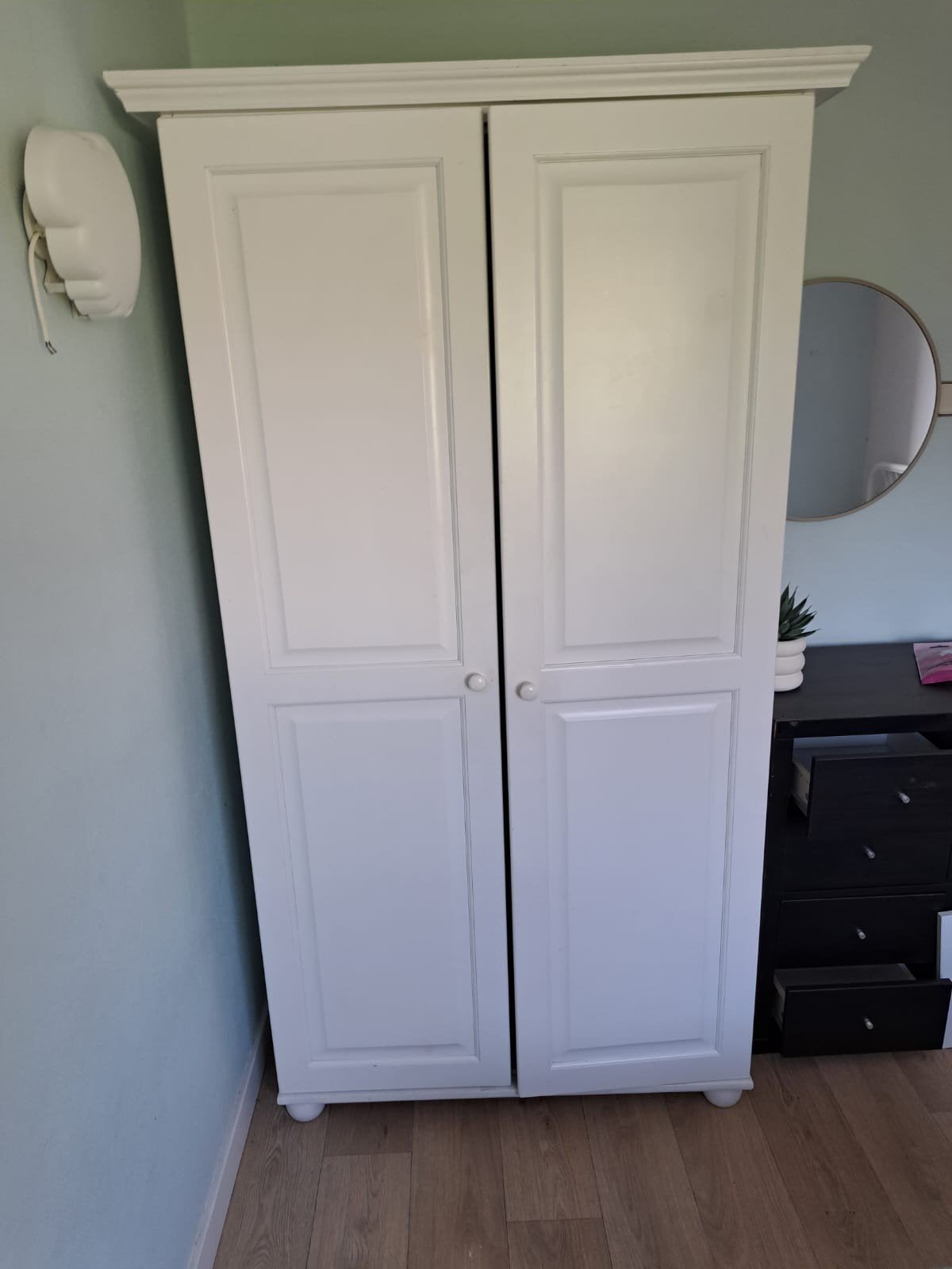 Armoire / Garde-robe blanche 2 portes (avec penderie), Huis en Inrichting, Kasten | Kleerkasten, Ophalen