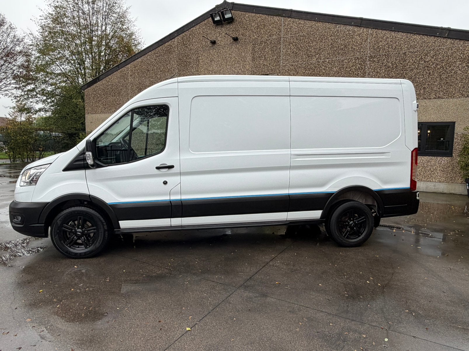 Ford Transit H2L2 Btw auto, Auto's, Voorwielaandrijving, 1995 cc, 4 cilinders, Wit
