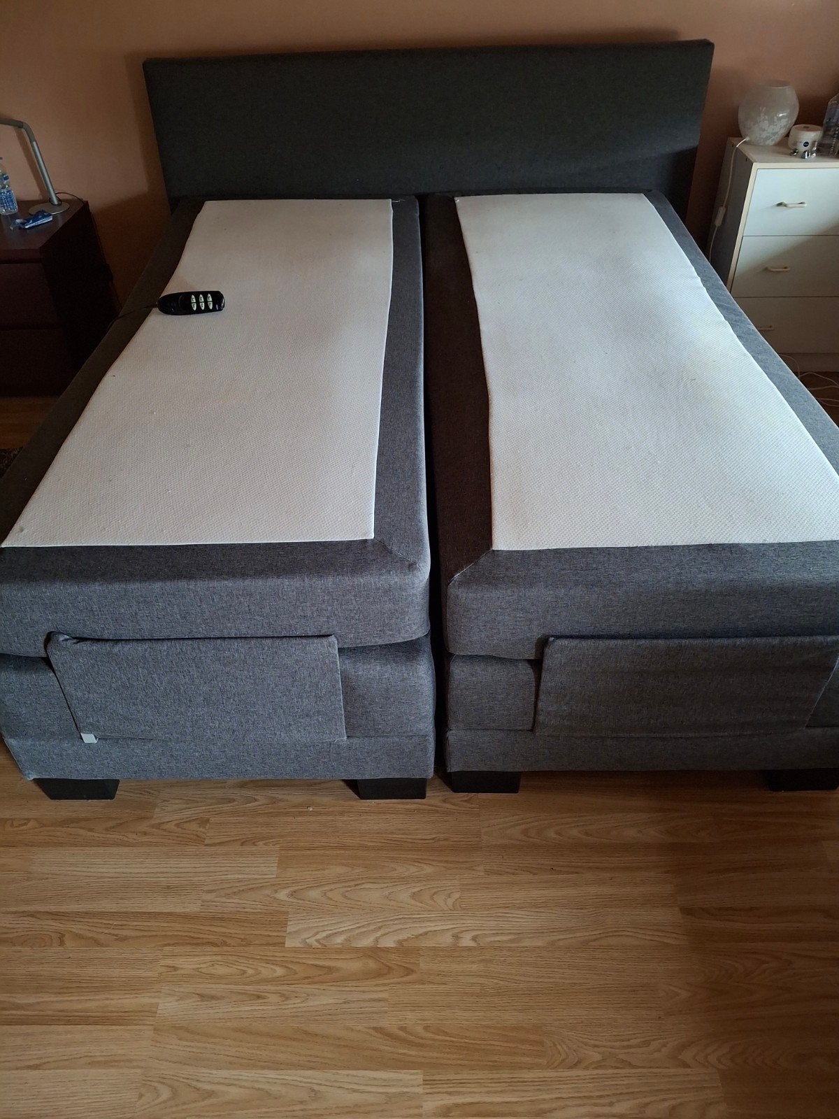 Sommier électrique., Gris, Enlèvement, Utilisé, 200 cm
