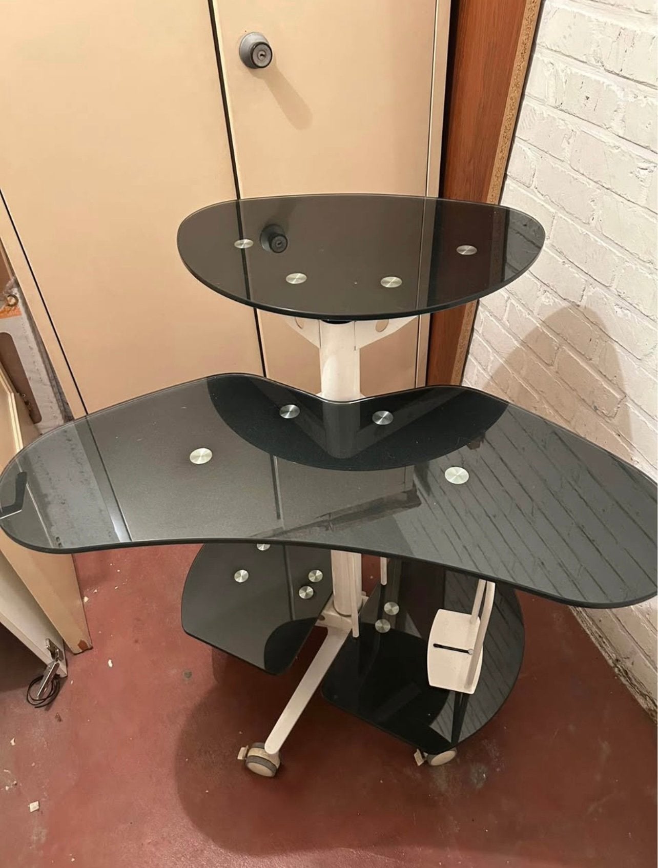 Table basse/tablette multimédia à roulettes, Antiquités & Art, Enlèvement