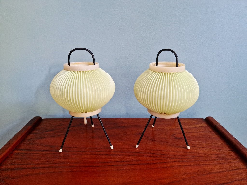Ensemble de 3 luminaires en celluloid vert pâle, 1960, Antiquités & Art, Enlèvement ou Envoi
