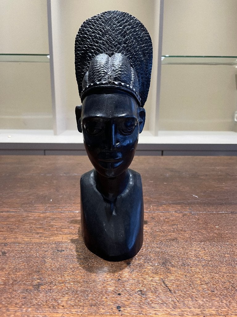ebbenhouten buste van een Afrikaanse vrouw, Hoogte 30 cm, Bois, Enlèvement ou Envoi, 20 - 50 cm, Autres styles
