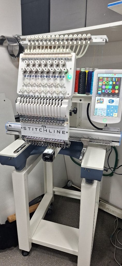 Borduurmachine 15 Naald Professioneel, Electroménager, Électroménager & Équipement Autre, Utilisé, Enlèvement