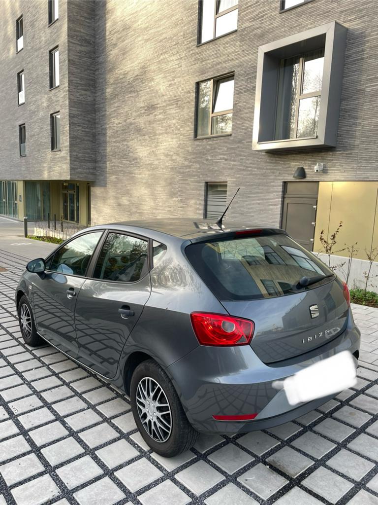 1er propriétaire Seat Ibiza 1.2i Style essence, Auto's, Seat, Ibiza, USB, Particulier, Te koop