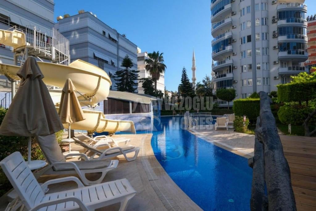 Confort et commodités en bord de mer, Ville, 115 m², Turquie, Appartement