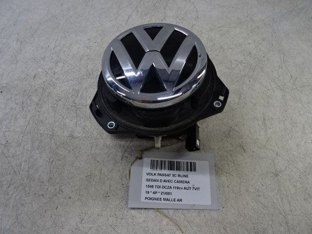 POIGNEE COFFRE / HAYON ARRIERE Passat (3G2) (3G0827469CD), Utilisé, Volkswagen