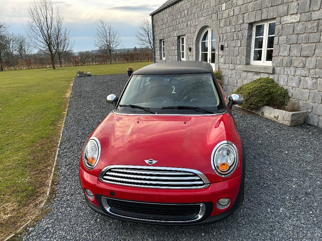 MINI ONE 1 an de garantie CT, Autos, Achat, Entreprise, 72 kW, Noir