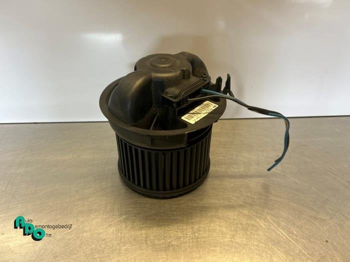 Moteur de ventilation chauffage d'un Toyota Aygo (Aygo 08-), -, 3 mois de garantie, Toyota, Utilisé