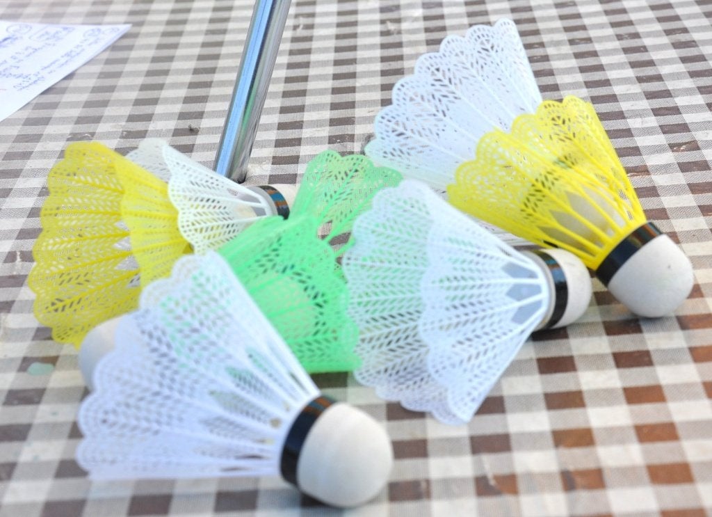 9 volants de badminton en plastique, Sports & Fitness, Badminton, Enlèvement ou Envoi, Comme neuf, Autres types