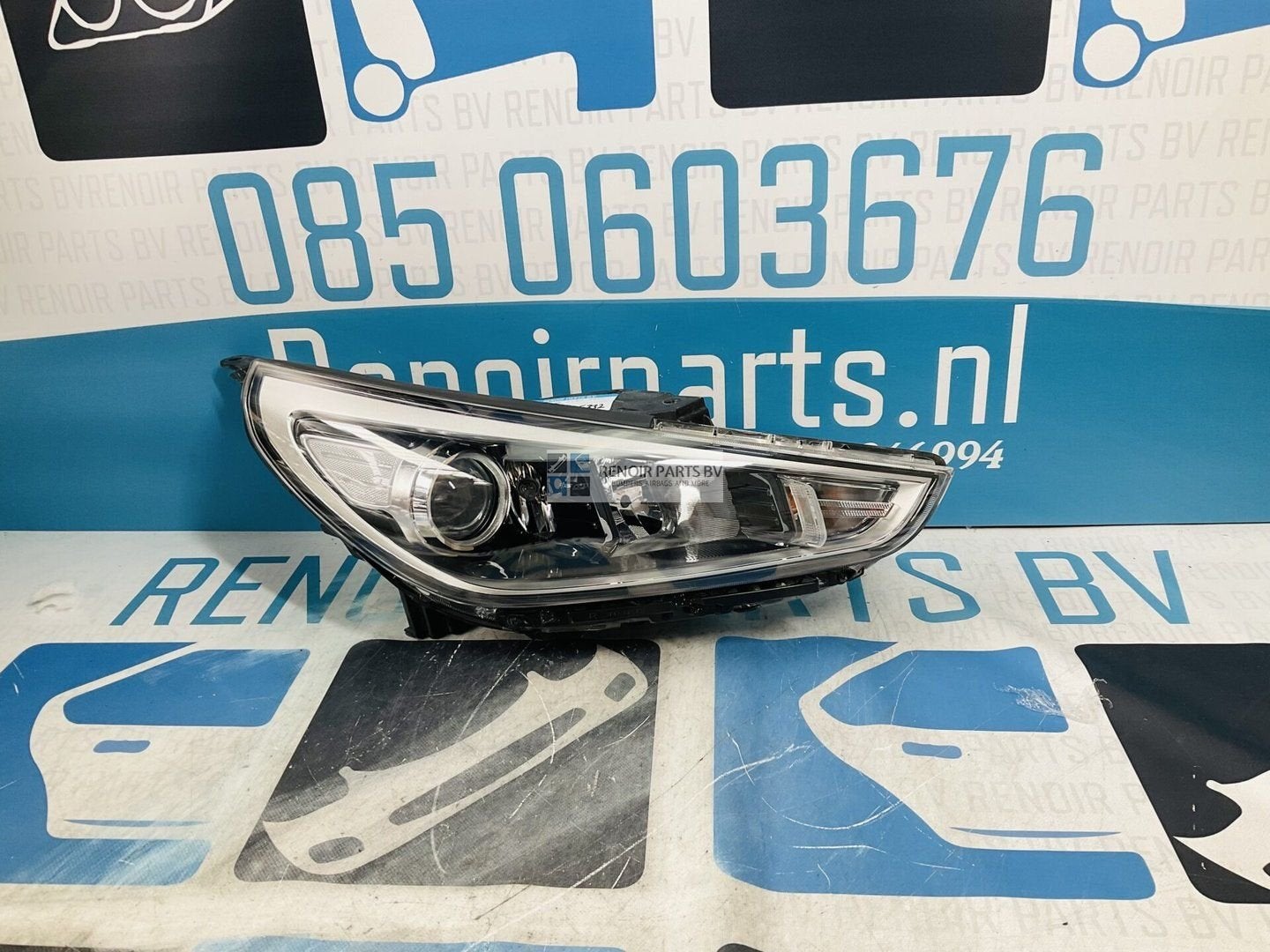 Koplamp Hyundai i30 Rechts Led 92102G4020 Origineel 2-D9-533, -, Utilisé, -, Enlèvement ou Envoi