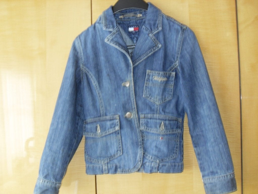jeansvestje "tommy hilfiger" maat 128, Enfants & Bébés, Vêtements enfant | Taille 128, Enlèvement ou Envoi, Pull ou Veste, Tommy Hilfiger