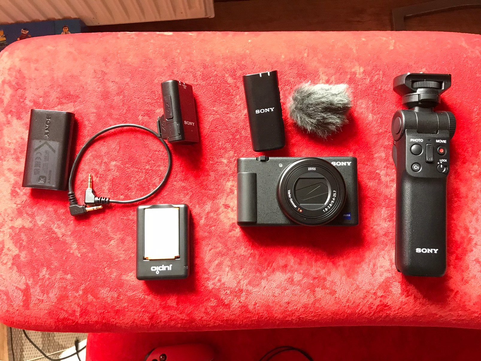 Kit de vlogging Sony ZV-1 + 128 Gb+ case, TV, Hi-fi & Vidéo, Caméscopes numériques, Enlèvement, Comme neuf, Caméra, Sony