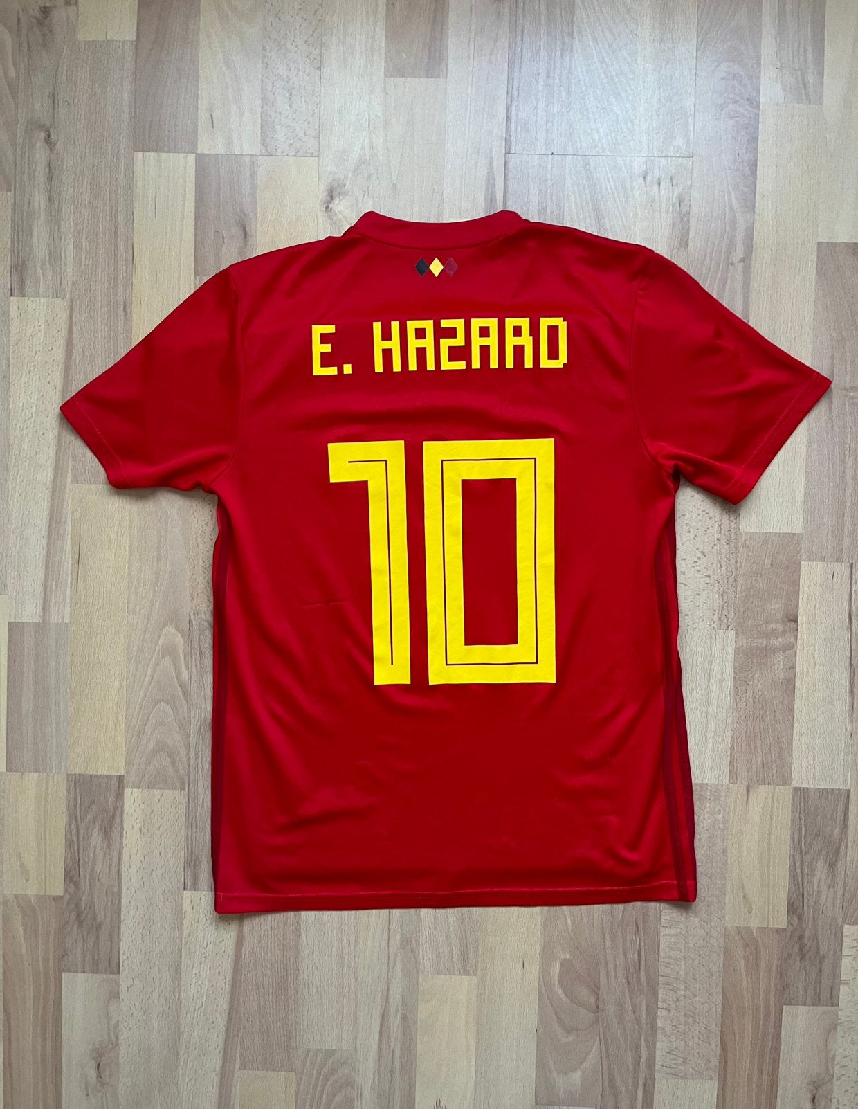 Origineel België 2018 voetbalshirt - Eden Hazard 10, Sport en Fitness, Voetbal, Maat S, Ophalen of Verzenden, Gebruikt, Shirt