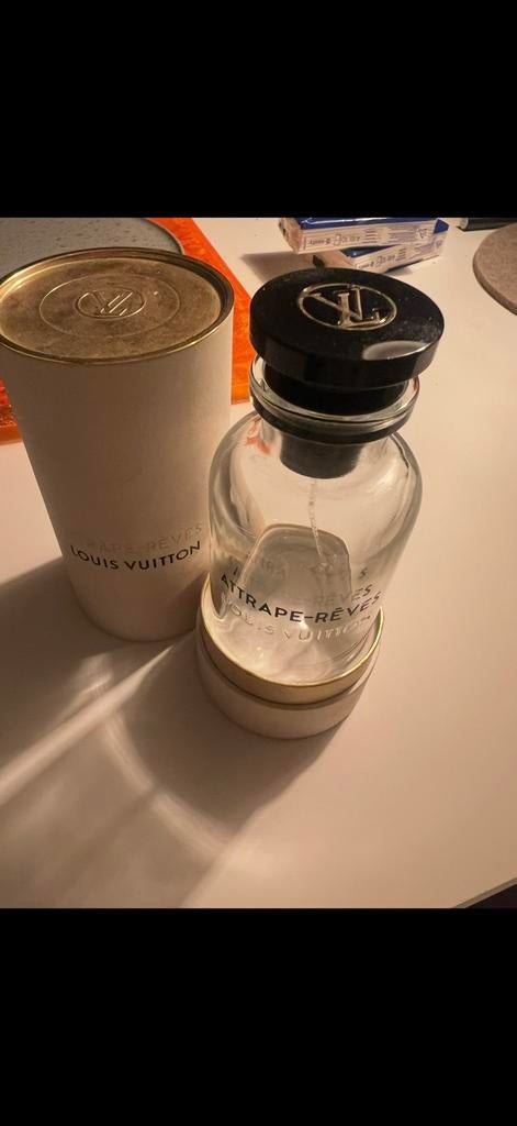 Parfum Louis vuitton attrapes reves recharge, Bijoux, Sacs & Beauté, Beauté | Parfums, Enlèvement ou Envoi, Utilisé