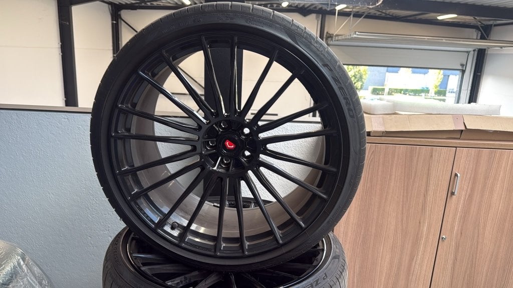 Set banden + Vossen velgen Audi RS6, Ophalen, 285 mm, Banden en Velgen, Overige maten