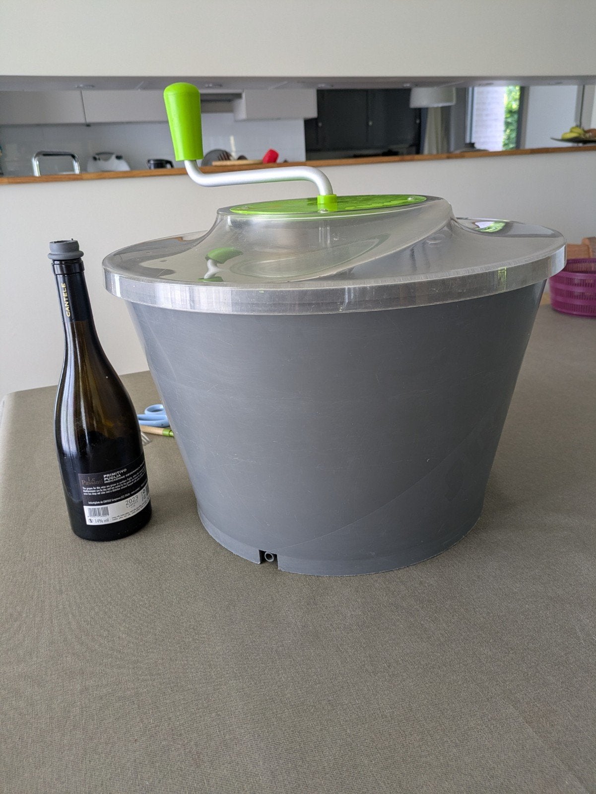 Essoreuse à salade professionnelle, Enlèvement