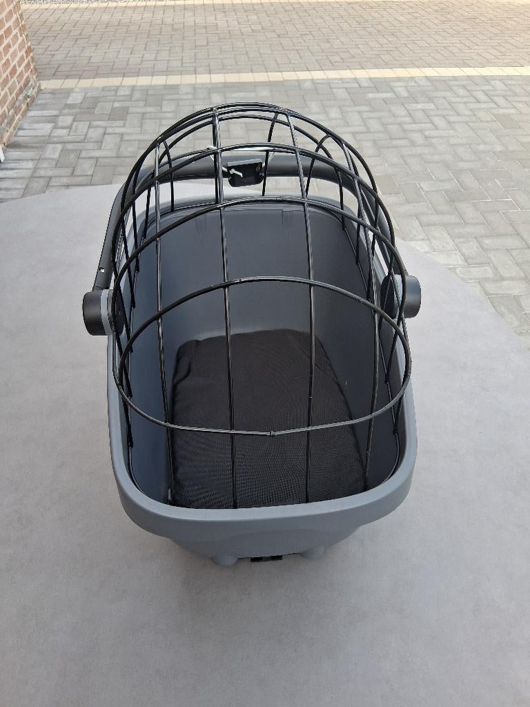 Fietsmand voor honden, Ophalen, Fietsmand