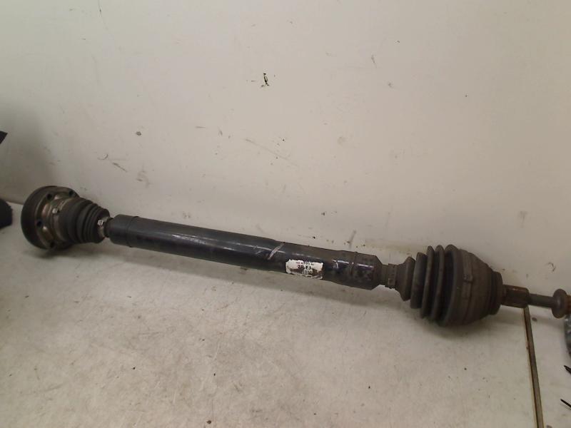 ARBRE DE TRANSMISSION / CARDAN DROIT TRANSMISSION (1K0407272, Utilisé, De Bloemendaal 21 21
5221 EB  'S HERTOGENBOSCH, NL, Info@123Parts.nl