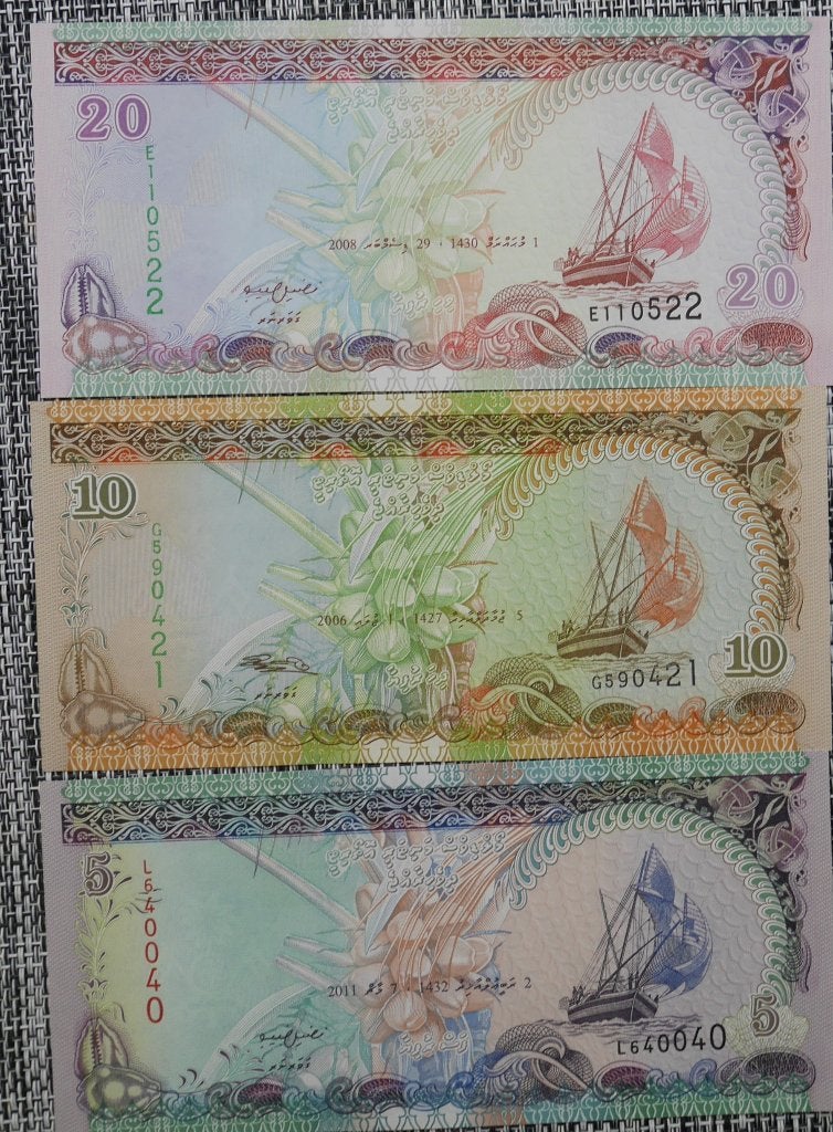 Lot 3 Tickets (5.10,20 Rufiyaa) Malediven UNC, Ophalen of Verzenden, Overige landen, Setje