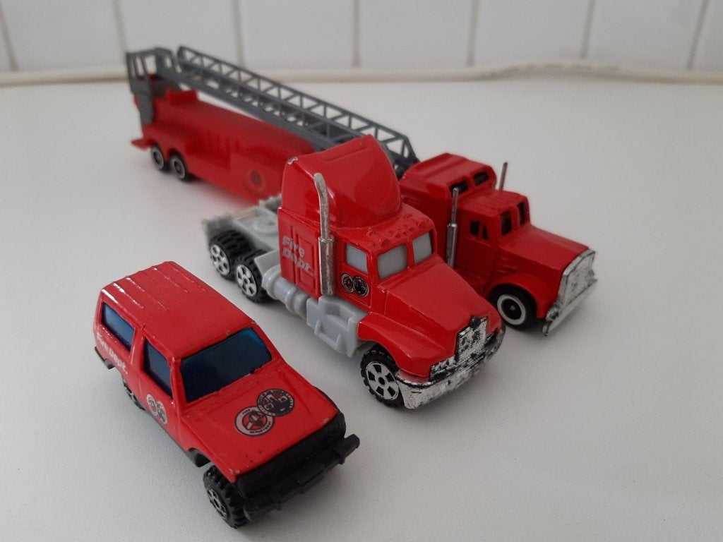 lot oude brandweerwagens jaren 90,matchtbox,majorette, Enlèvement