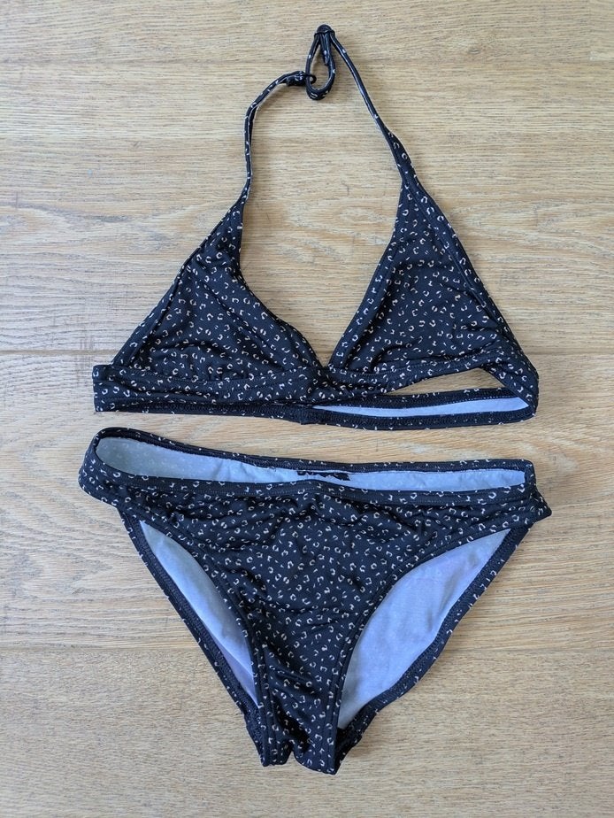 Decathlon OLAIAN bikini noir et or - taille 140 (10 ans), Enlèvement, Comme neuf