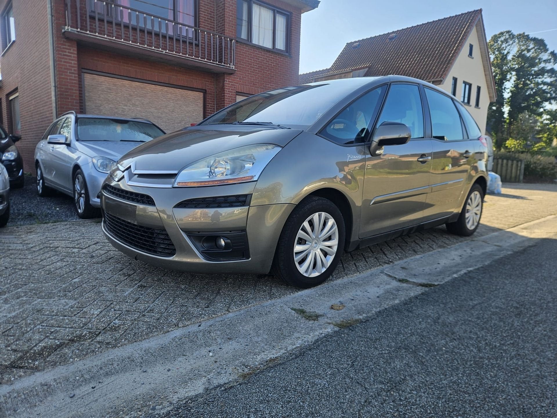 Citroen C4 Picasso 2007 160DKM, Auto's, Voorwielaandrijving, Zwart, 4 cilinders, Bruin