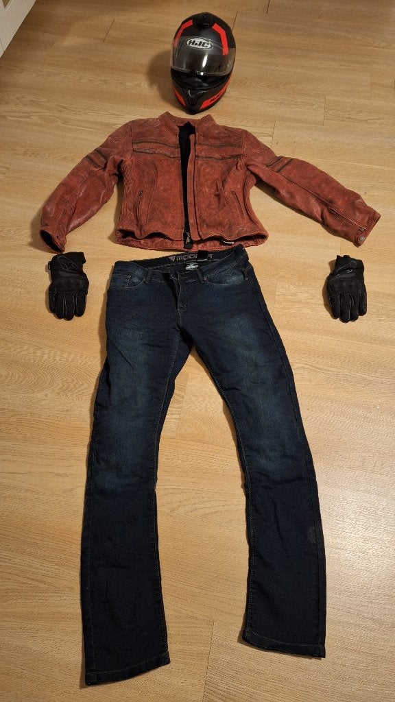 Lot équipement moto femme – cuir, Kevlar, casque HJC, Motos, Enlèvement, M, Casque intégral, HJC